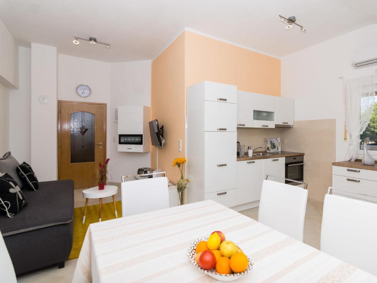 Apartment Villa Nikaroni-1 By Interhome Трогир Екстериор снимка